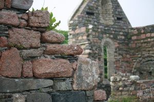 Iona Nunnery: Crumbling Wall